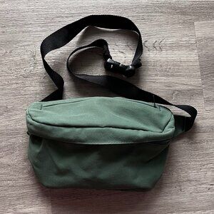 Uniqlo Single Strap Waist/Sling Bag Green